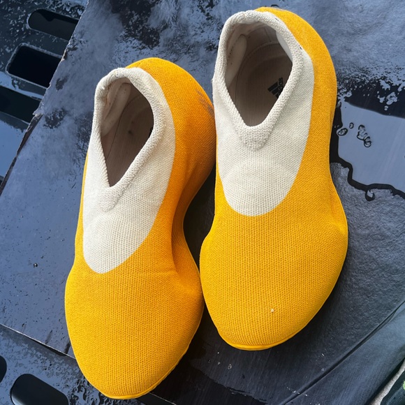 Adidas Yeezy Knit RNR - Picture 1 of 6